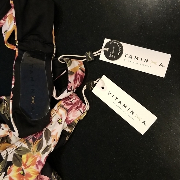 💕VITAMIN A💕 Bikini Capri Top + Rosie Cheeky Bottom Ambrosia Floral 10 L NWT - Picture 15 of 16